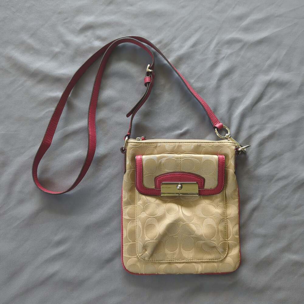 Coach Signature Crossbody Bag Jacquard Swingpack Purse